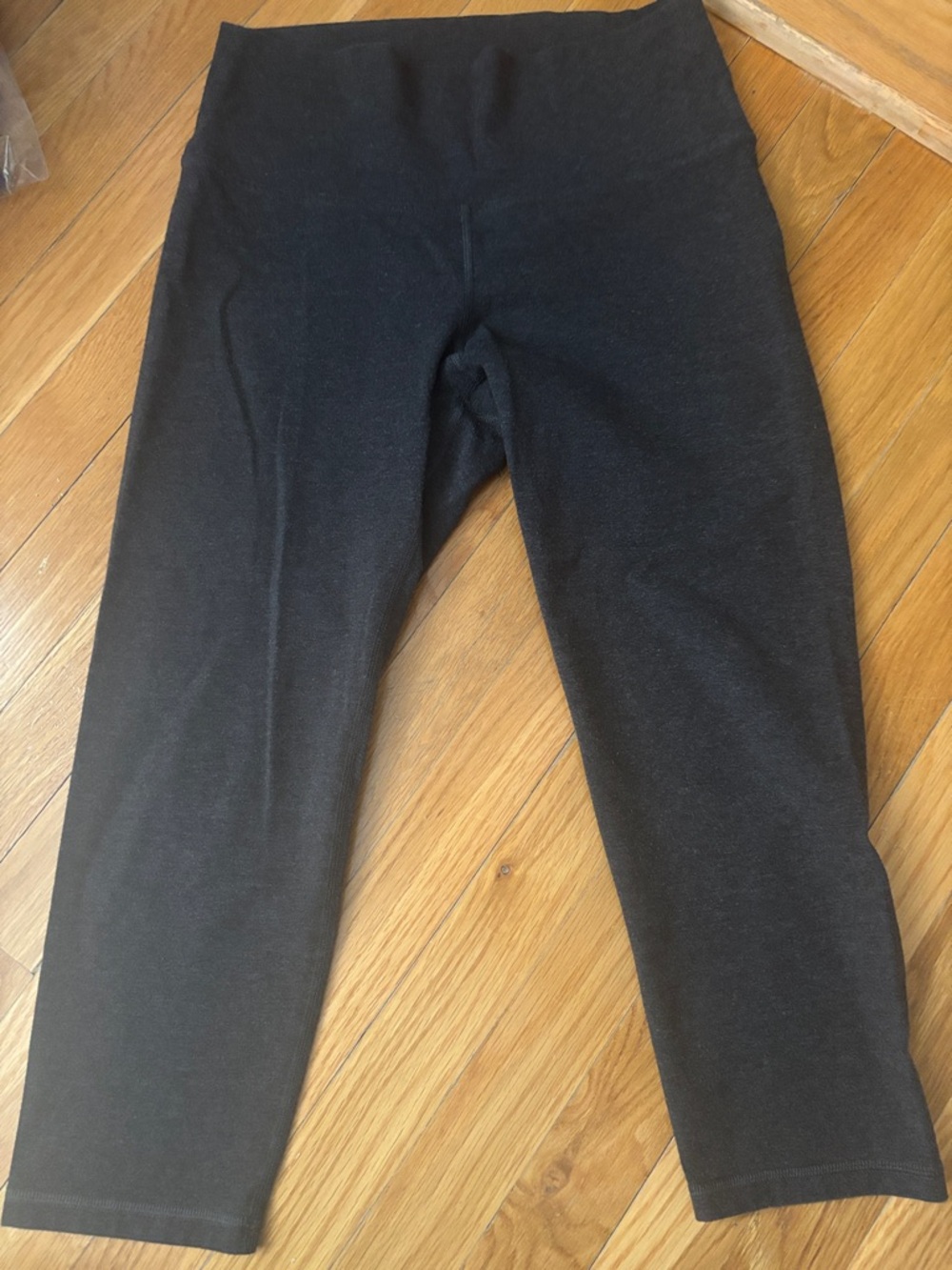 Old Navy Active Balance Legging Size Large Grey Cropped